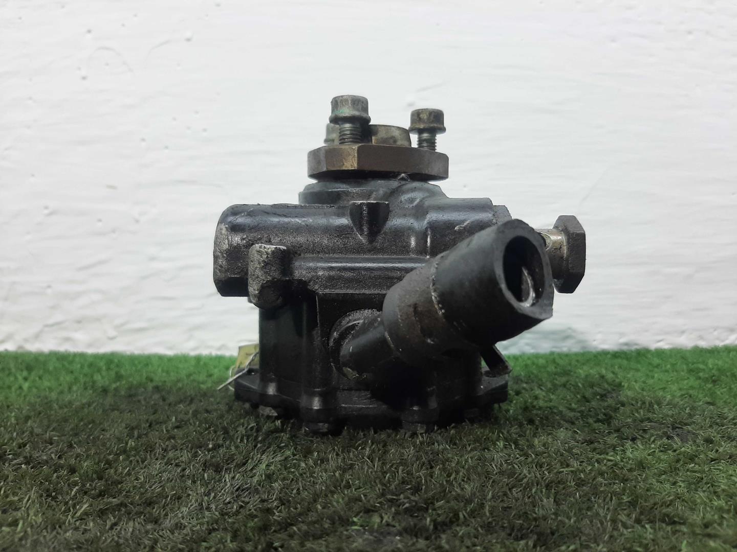 Насос ГУР (гидроусилитель руля)