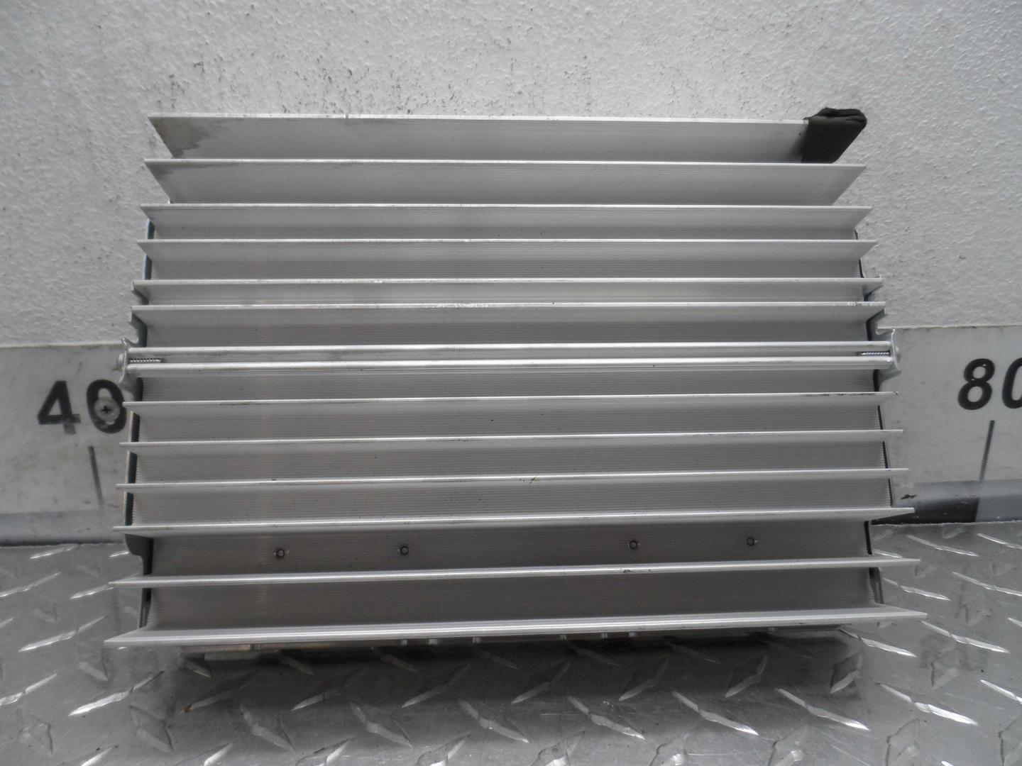 Усилитель акустической системы