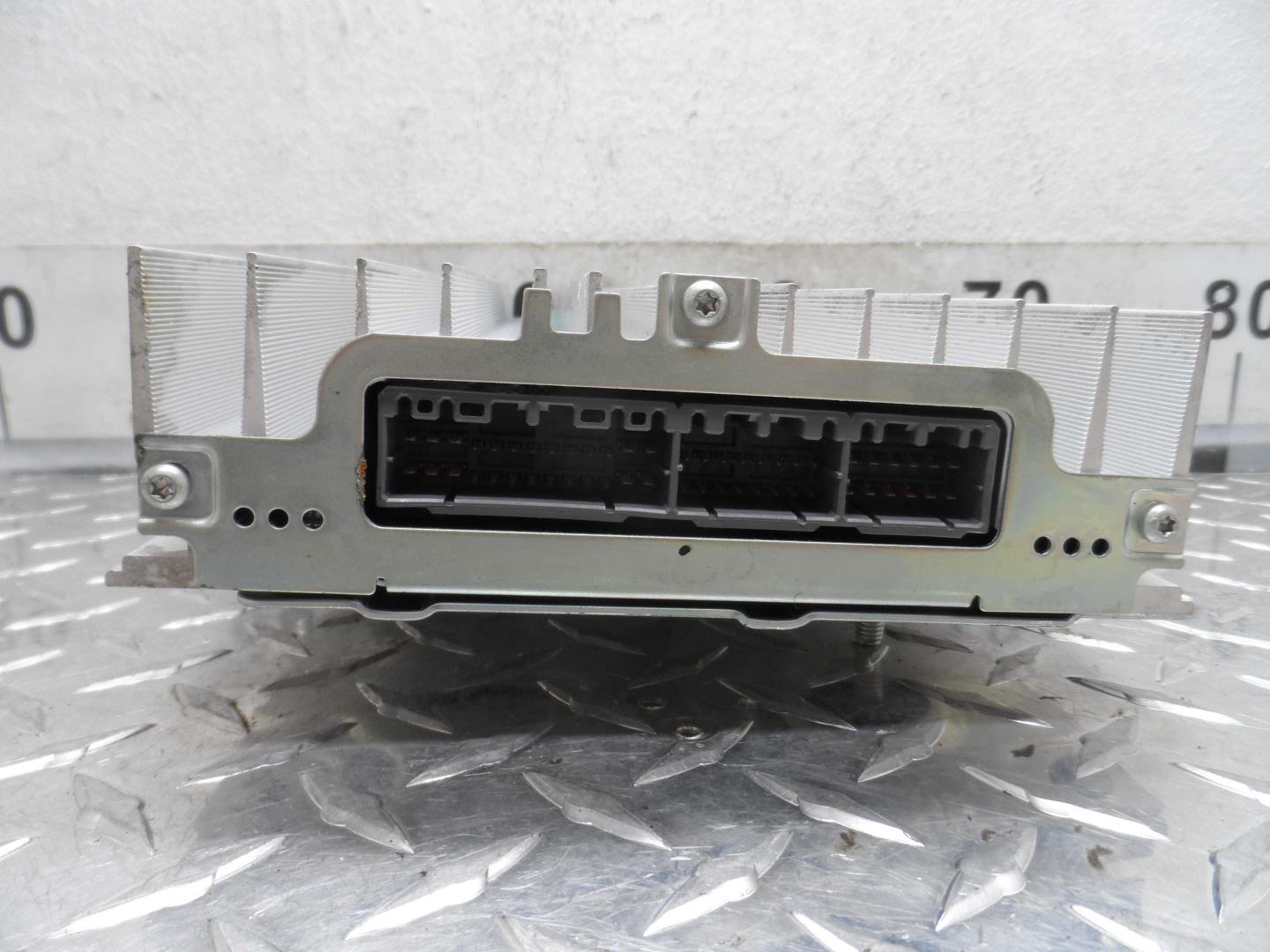 Усилитель акустической системы