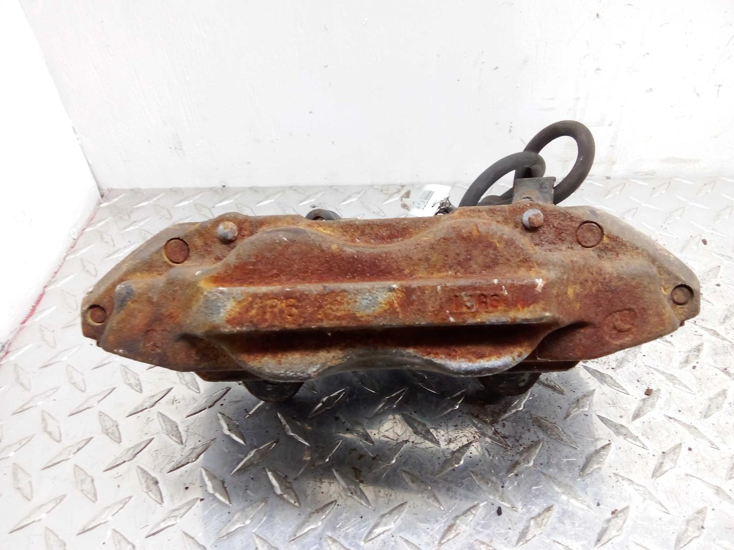 Суппорт передний правый