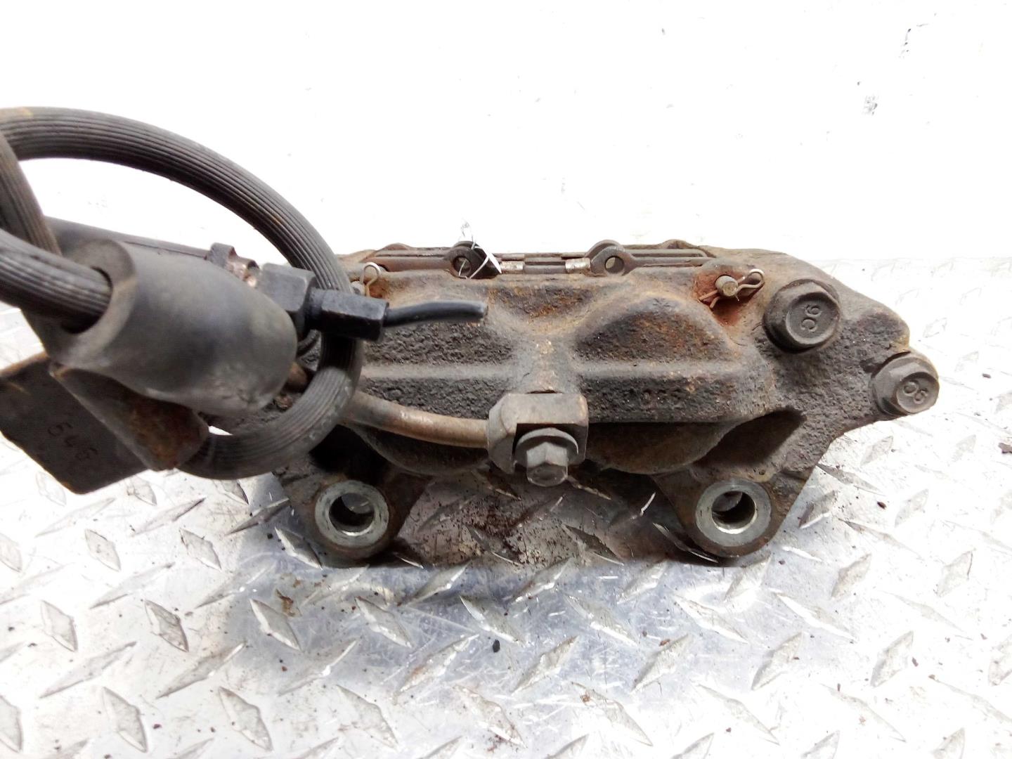 Суппорт передний правый