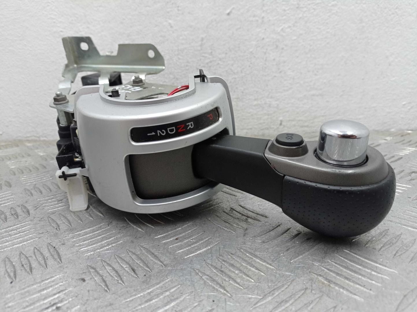 Кулиса МКПП / АКПП