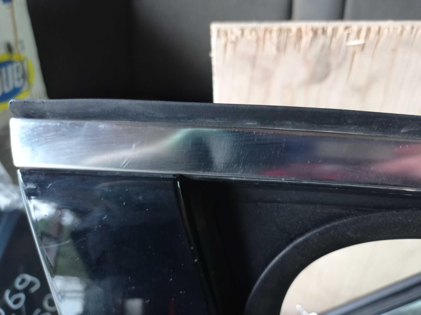 Замок двери передней правой