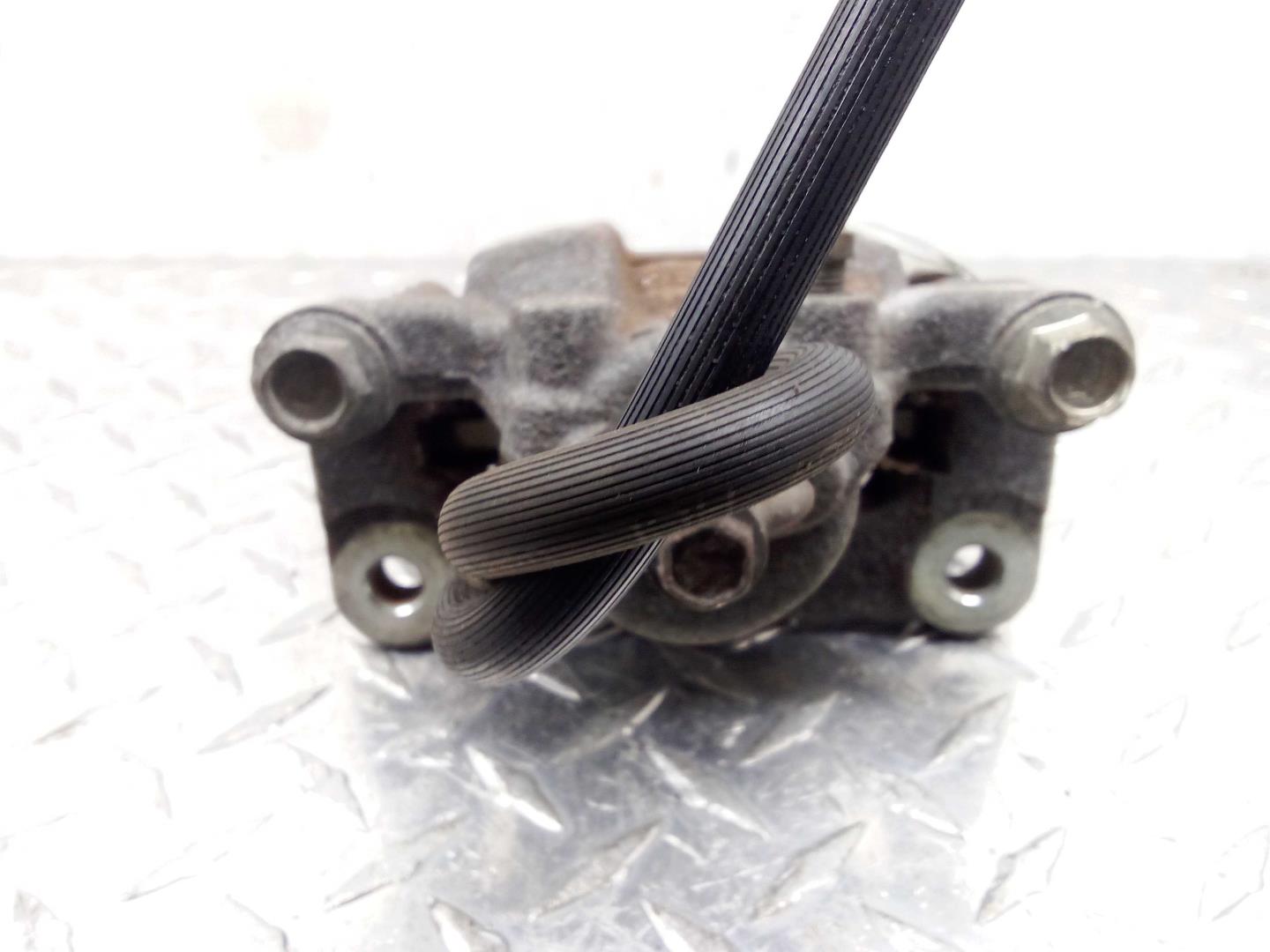 Суппорт задний правый