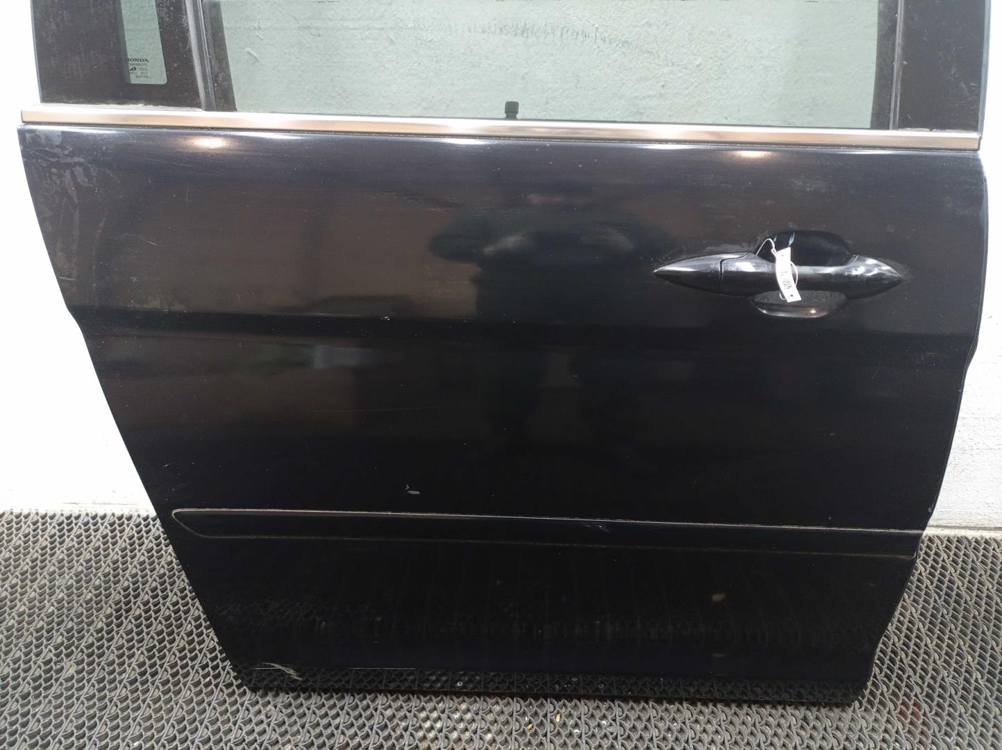 Стеклоподъемник электр. задний правый