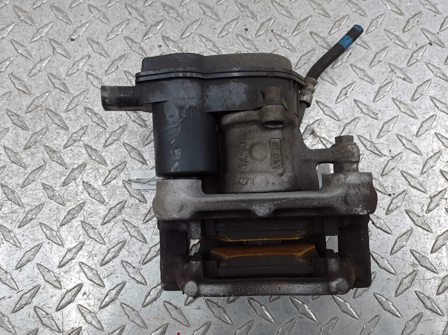 Суппорт задний правый