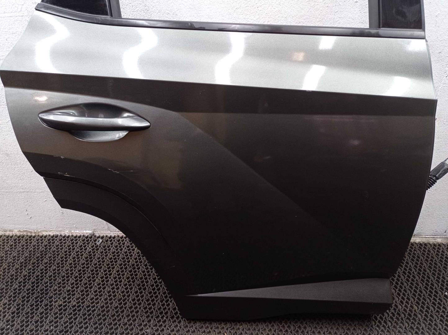 Стеклоподъемник электр. задний правый