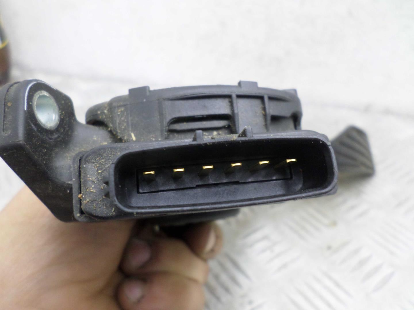 Педаль газа