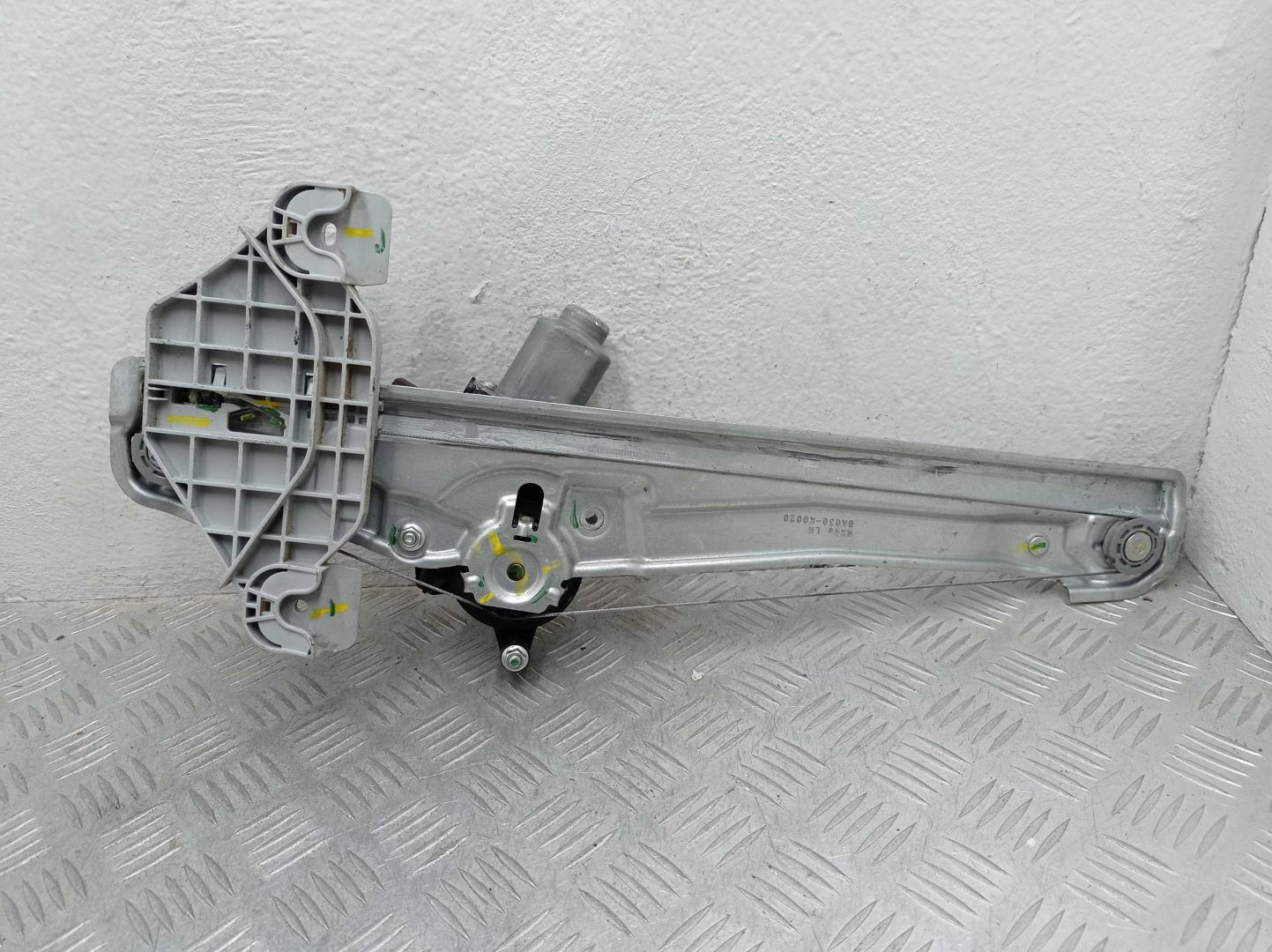 Стеклоподъемник электр. задний левый