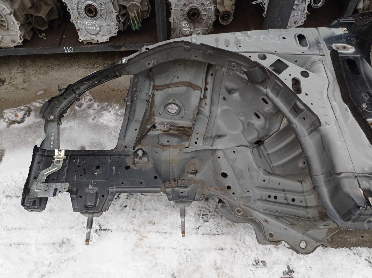 Кузовной элемент