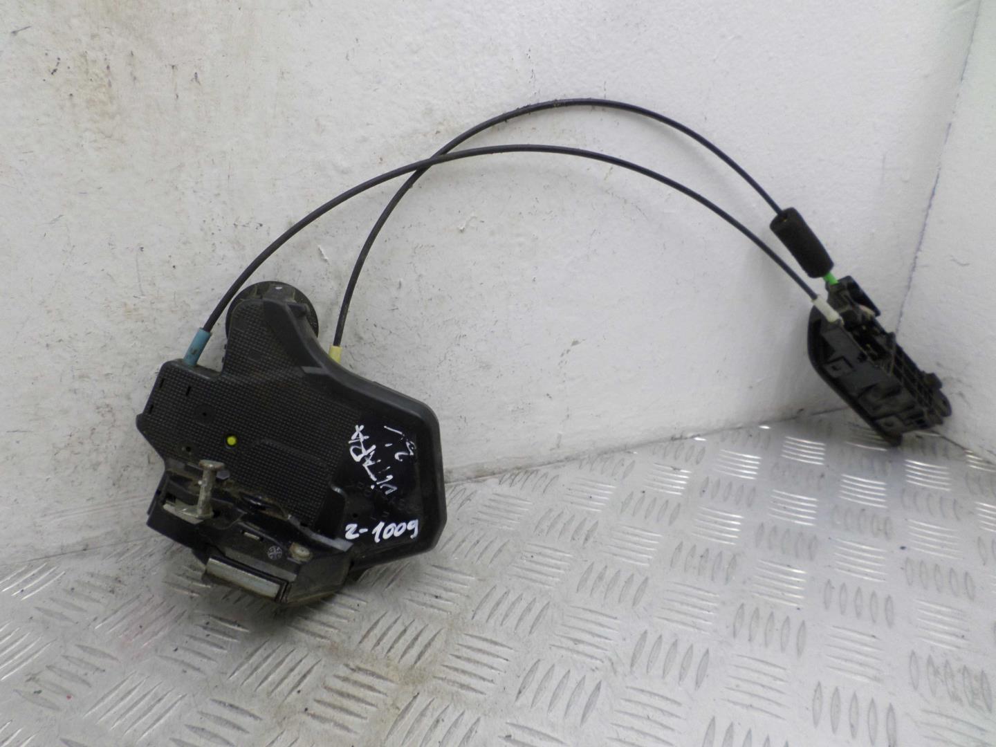 Замок двери задней левой