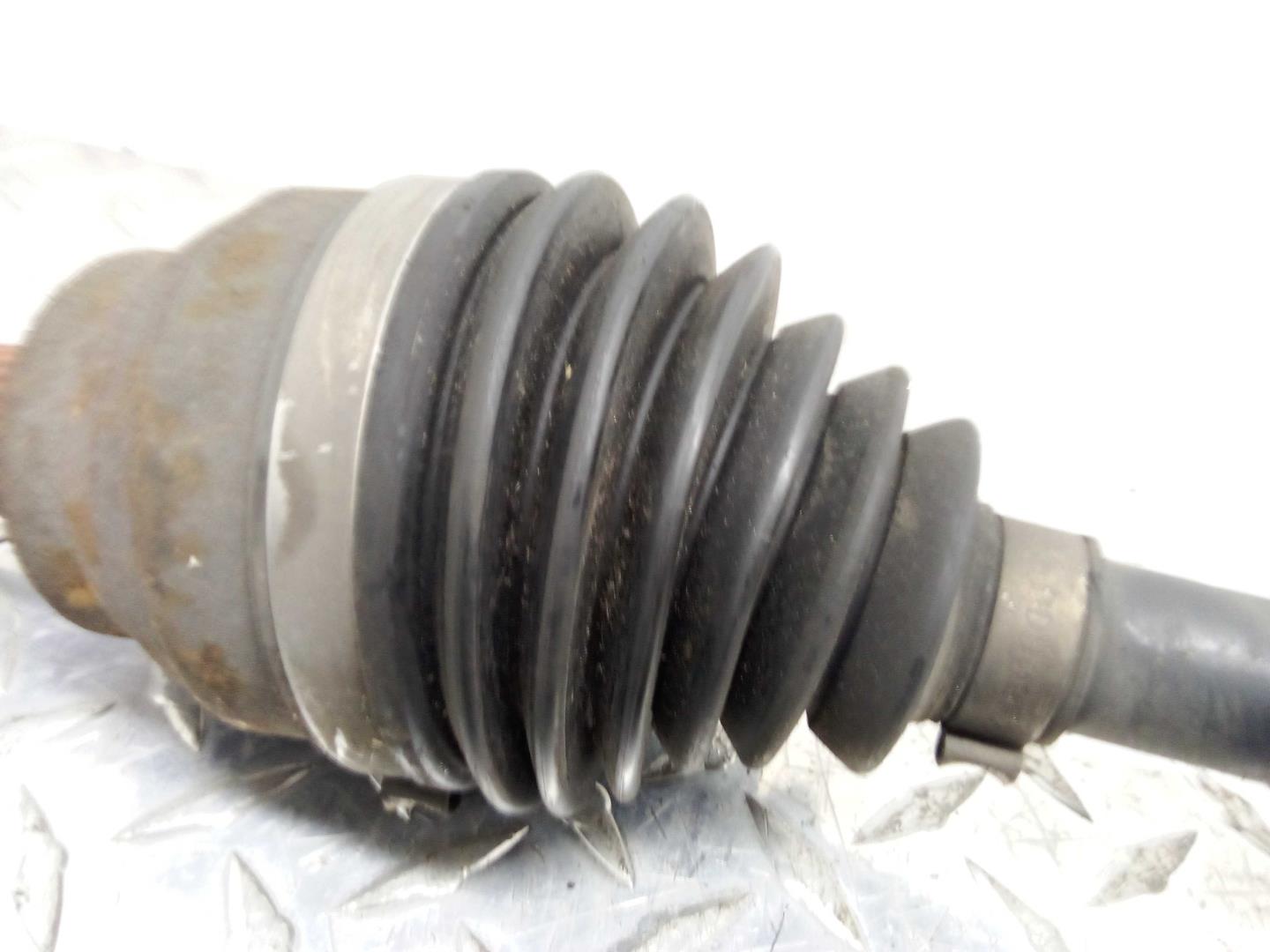 Полуось передняя левая