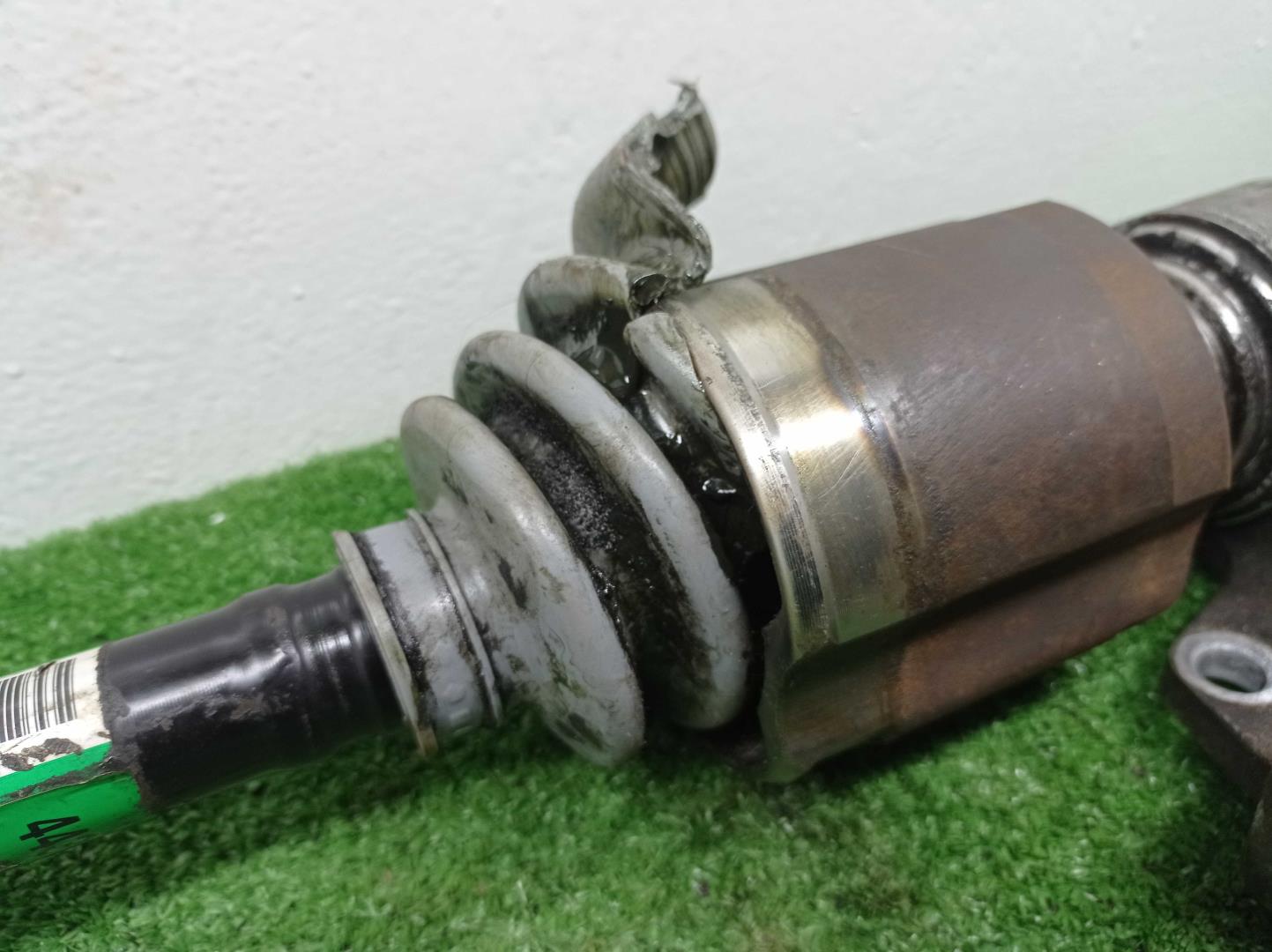 Полуось передняя правая