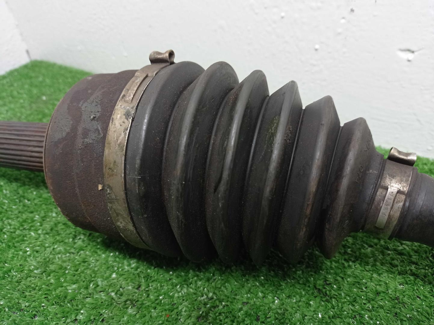 Полуось передняя правая