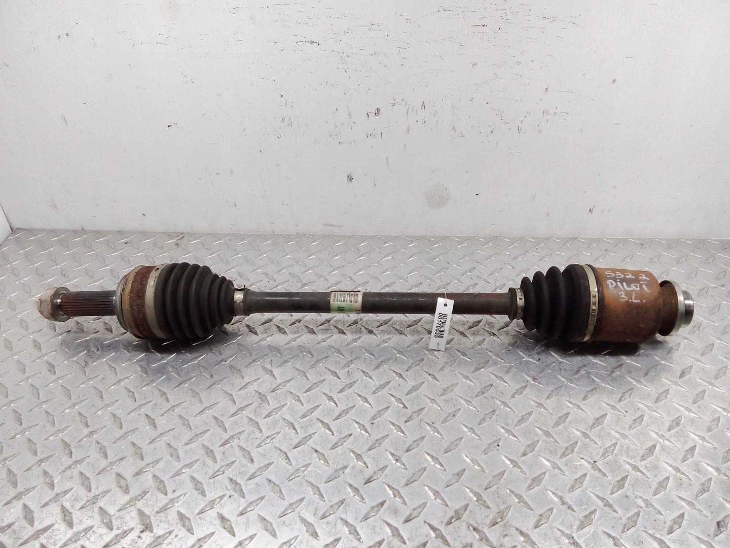 Полуось задняя левая