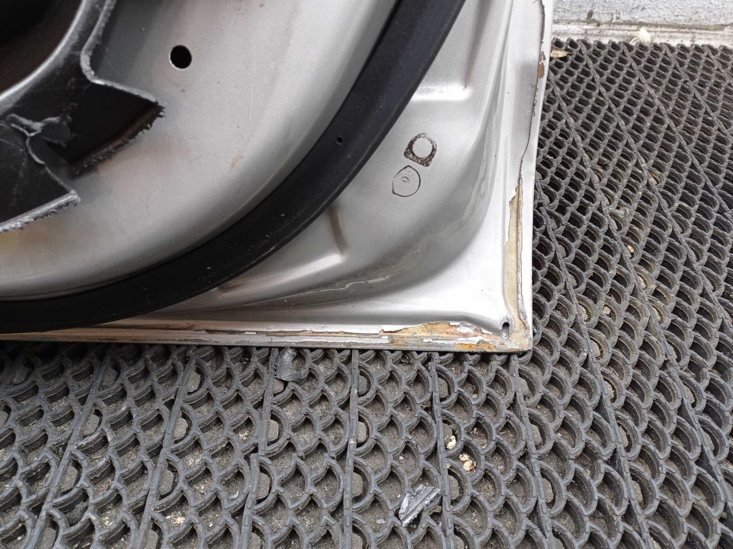 Дверь передняя правая