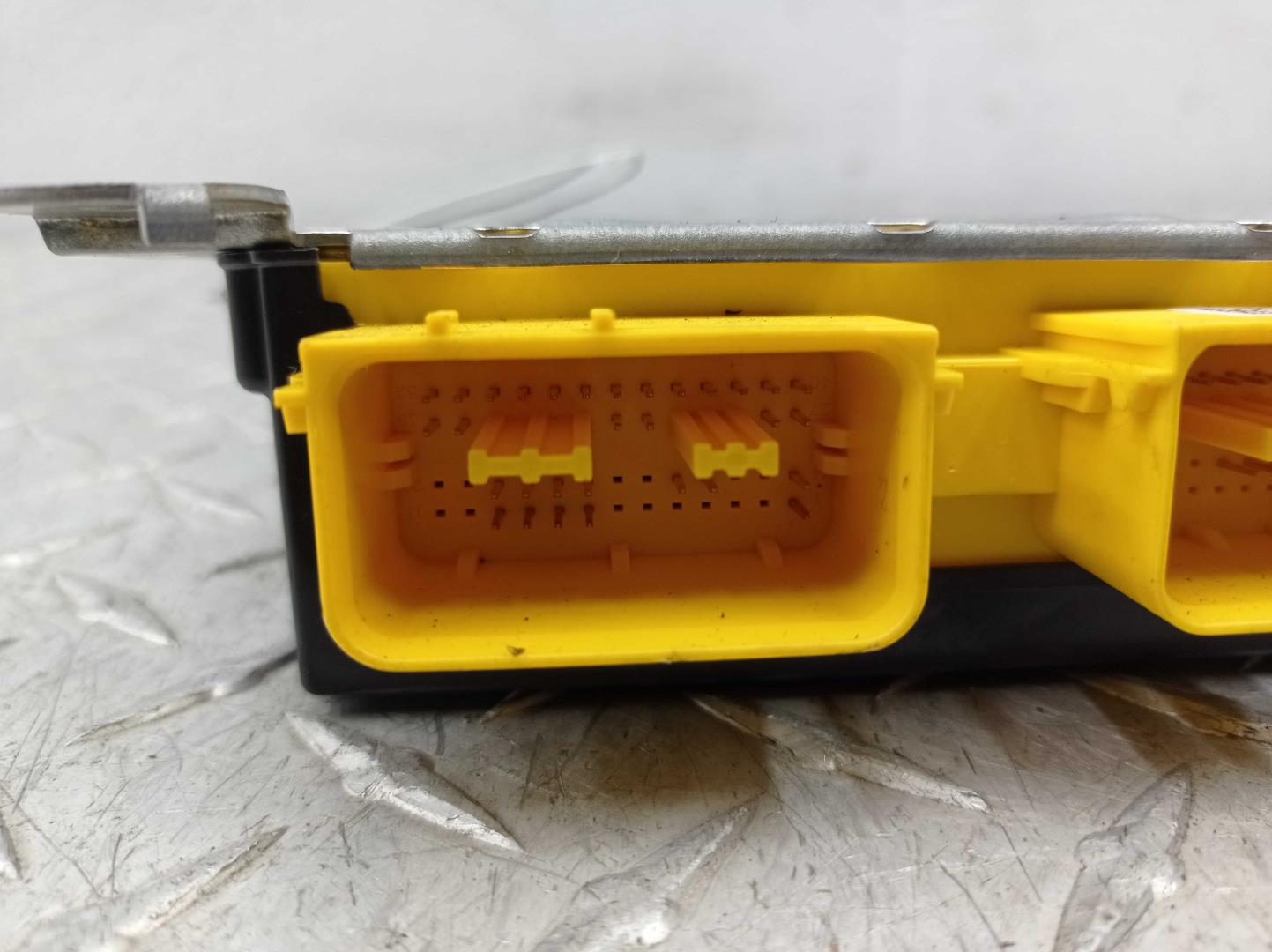 Блок управления подушек безопасности (AIR BAG)