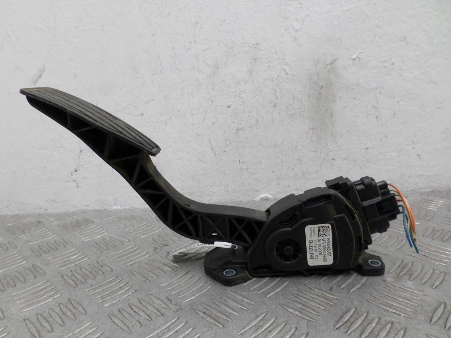 Педаль газа