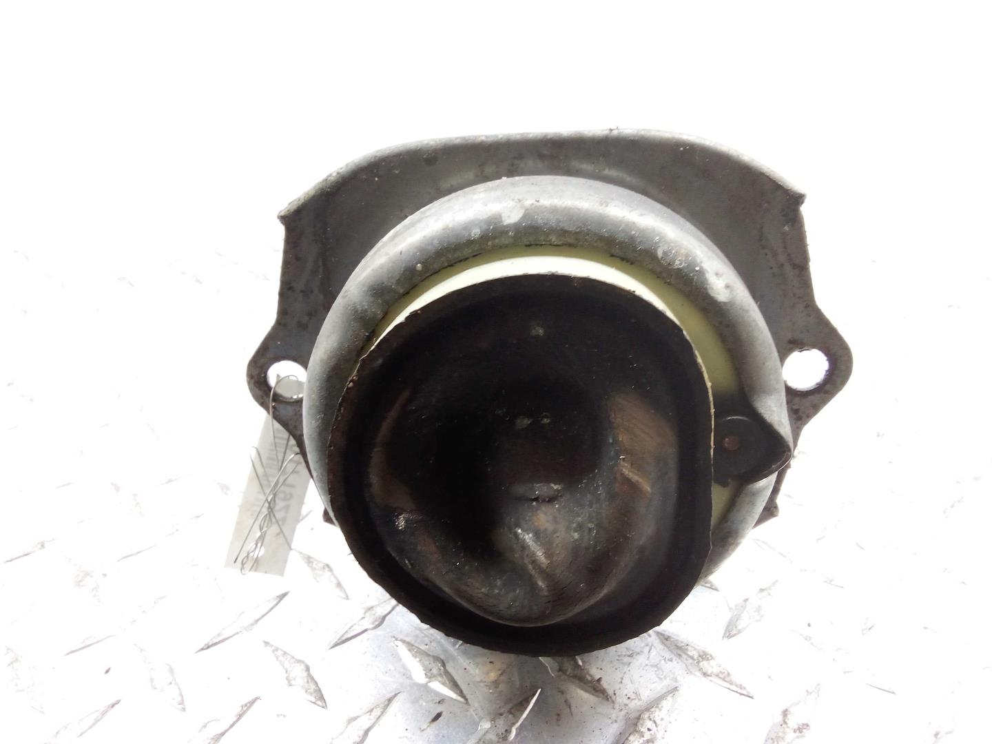 Опора двигателя