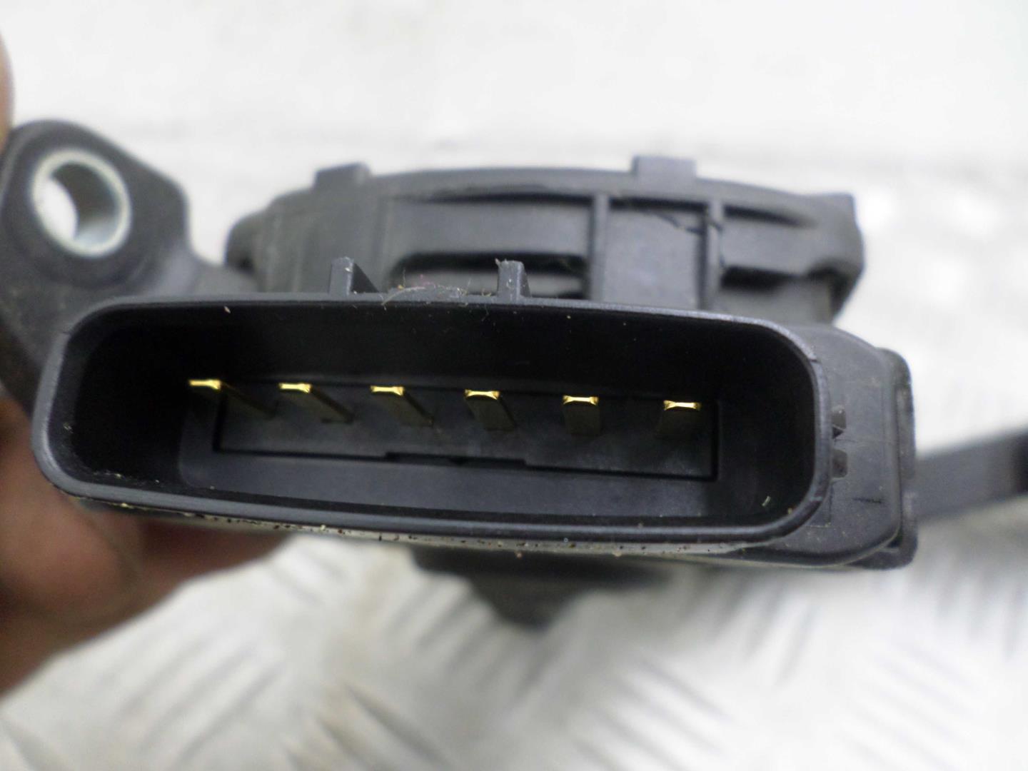 Педаль газа