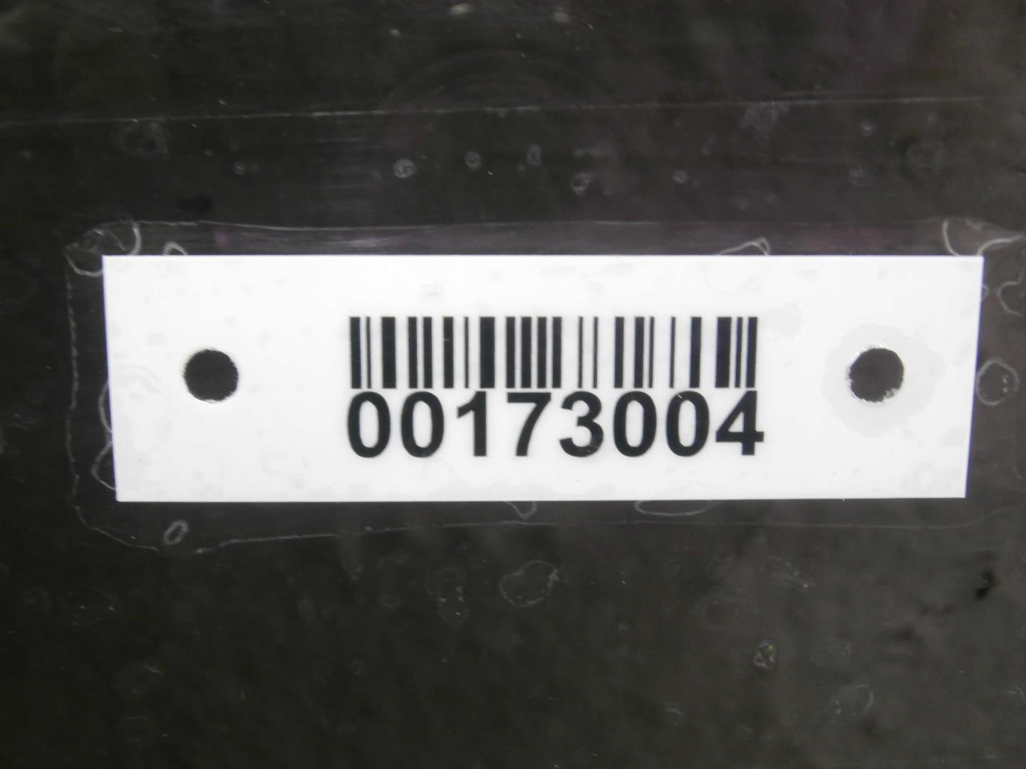 Стекло двери задней левой