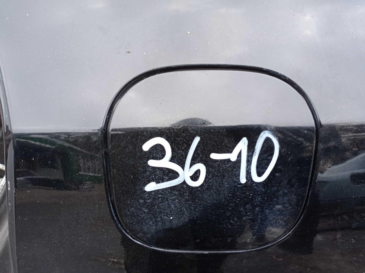 Стекло кузовное глухое левое