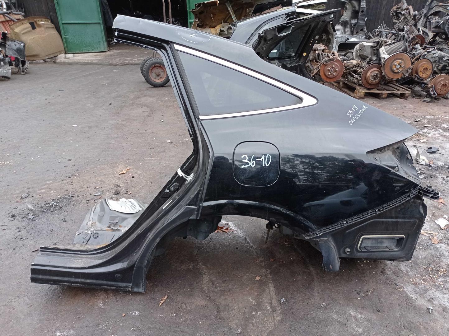 Лючок бензобака