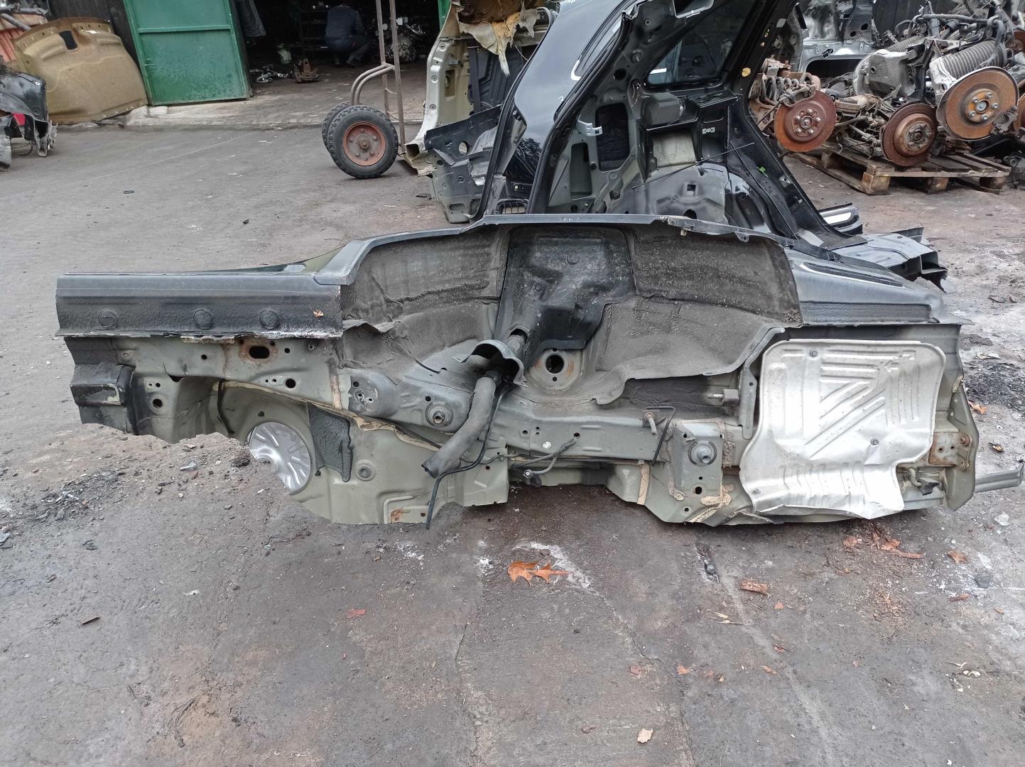 Лючок бензобака