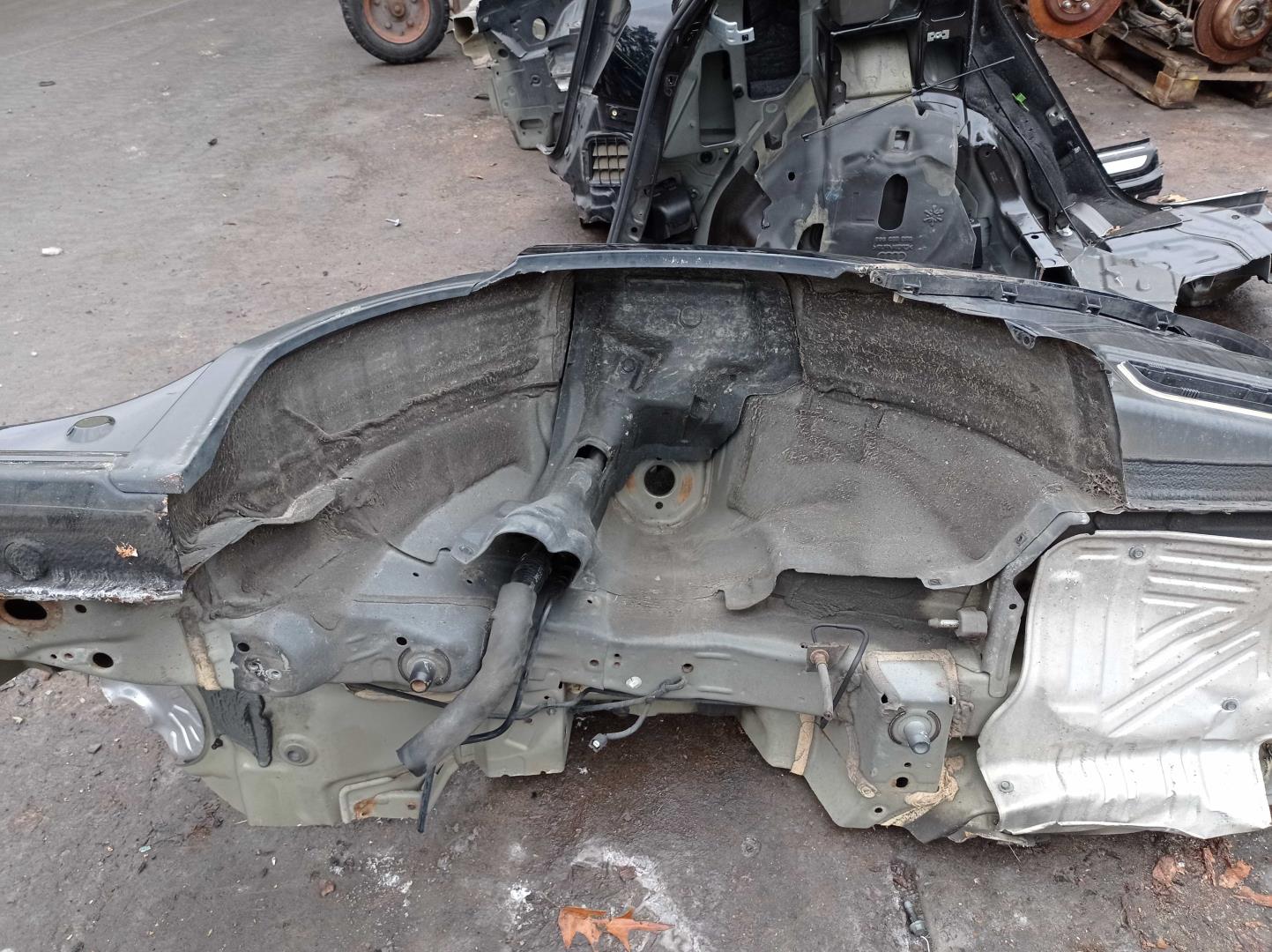 Лючок бензобака