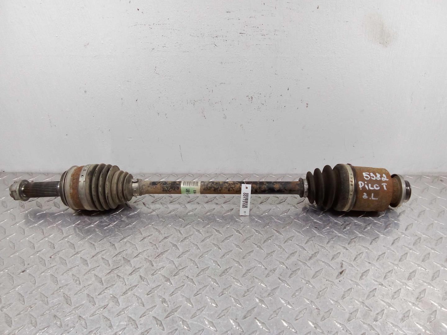 Полуось задняя левая