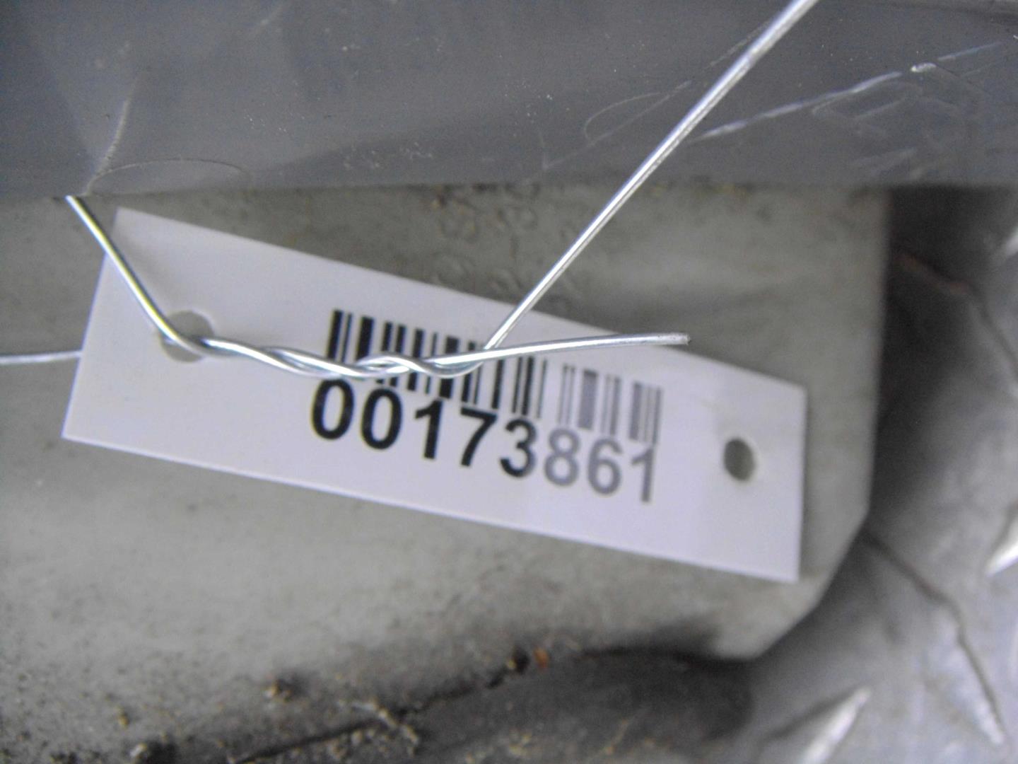 Фонарь задний наружный правый