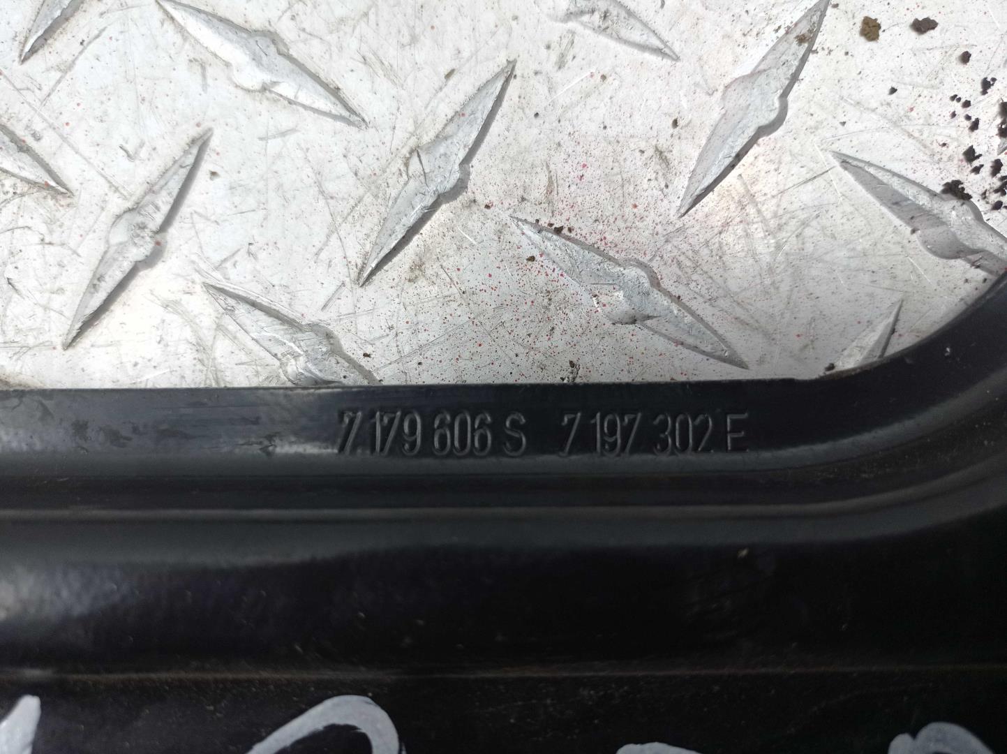 Стеклоподъемник электр. передний правый