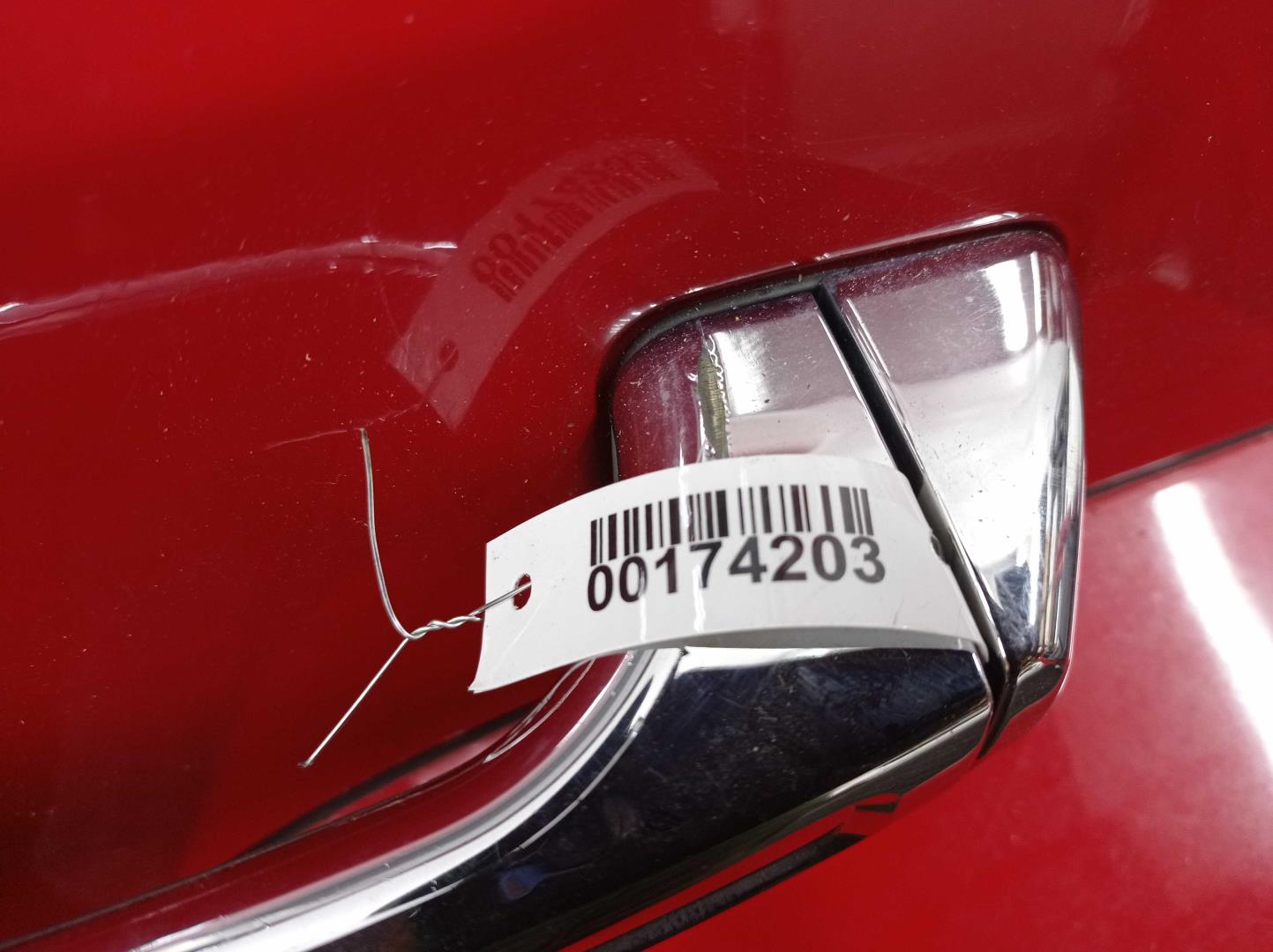 Дверь задняя левая