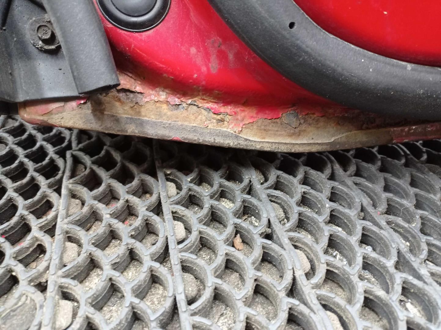 Дверь задняя левая