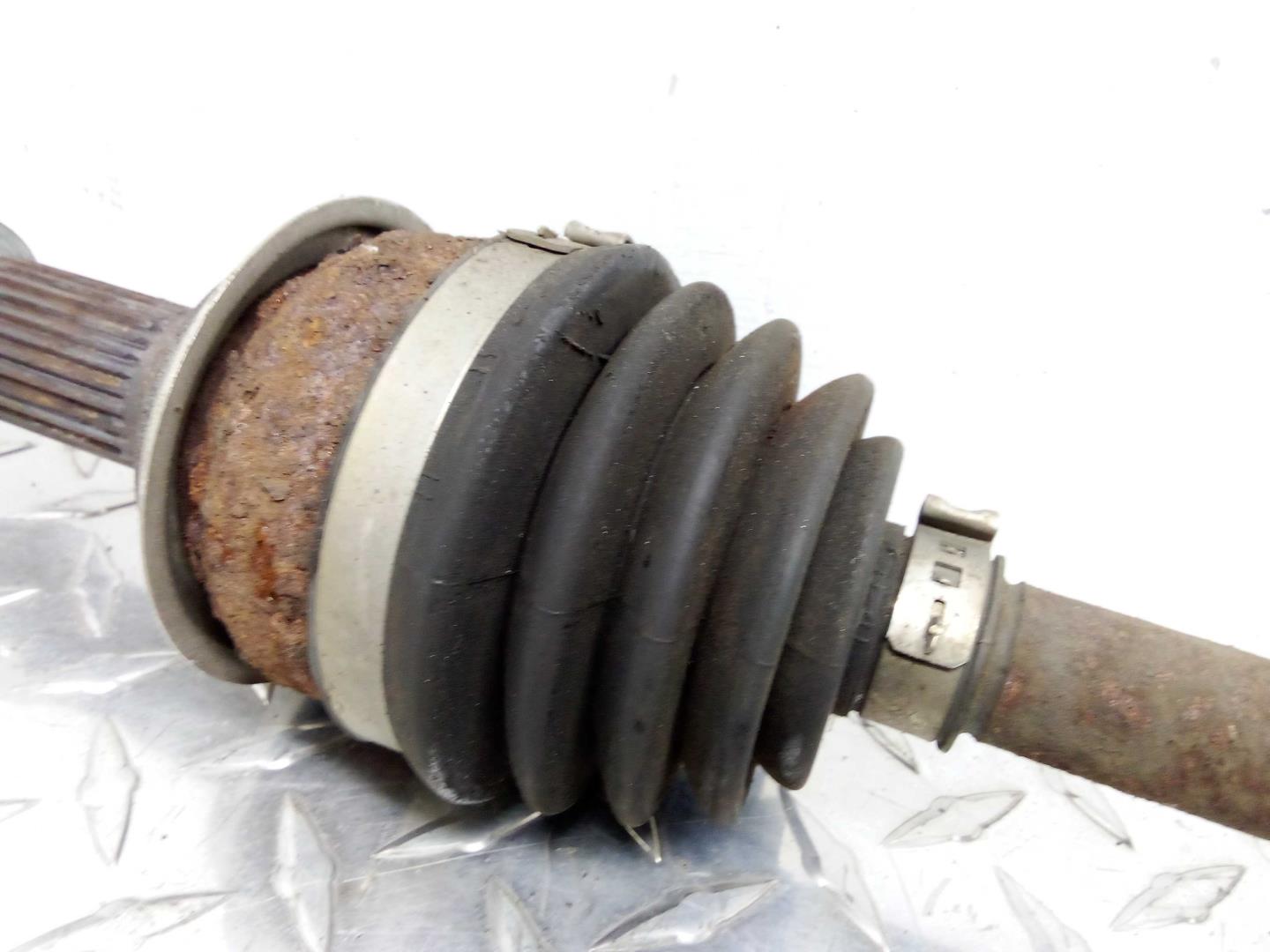 Полуось задняя правая