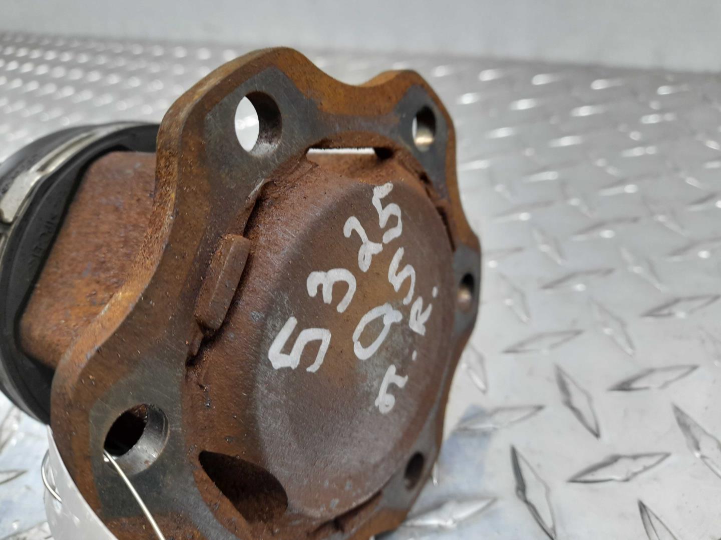 Полуось передняя правая