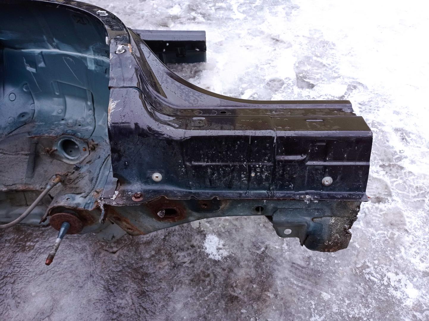 Стекло кузовное глухое правое