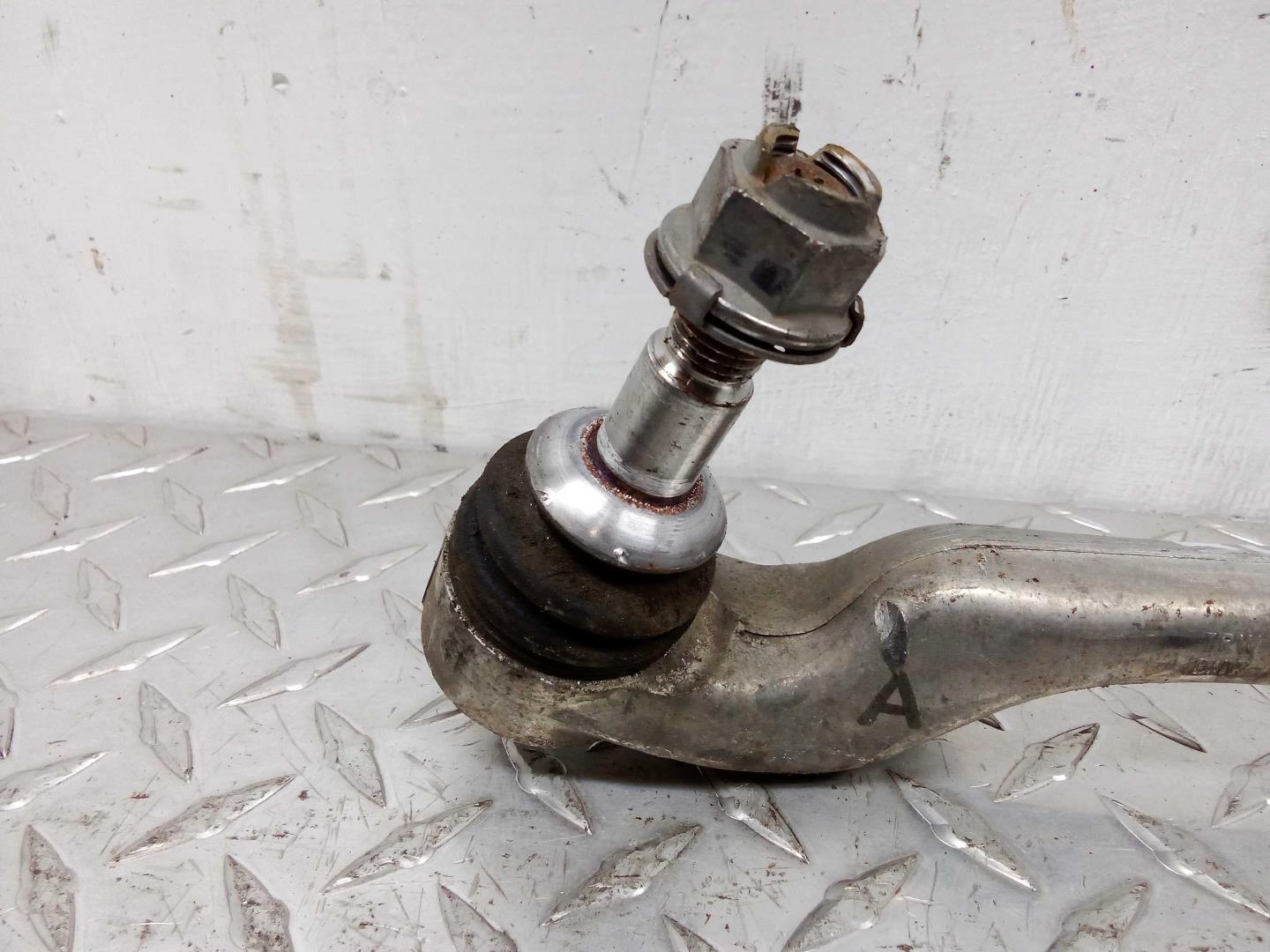 Рычаг передний нижний левый