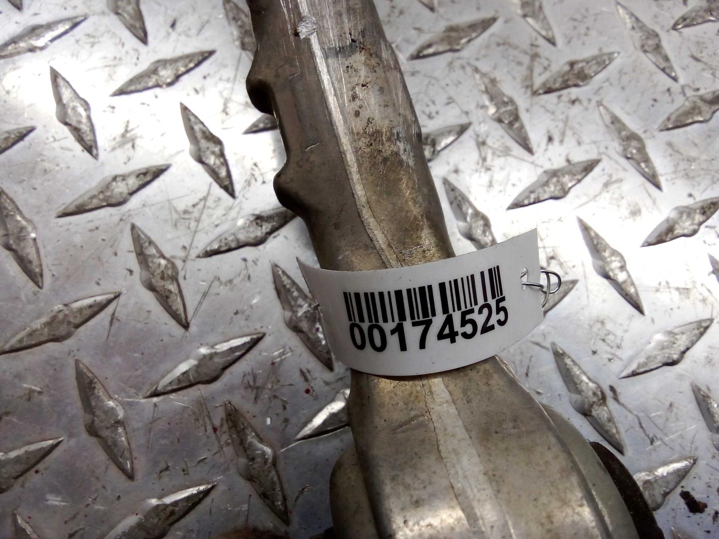 Рычаг передний нижний левый