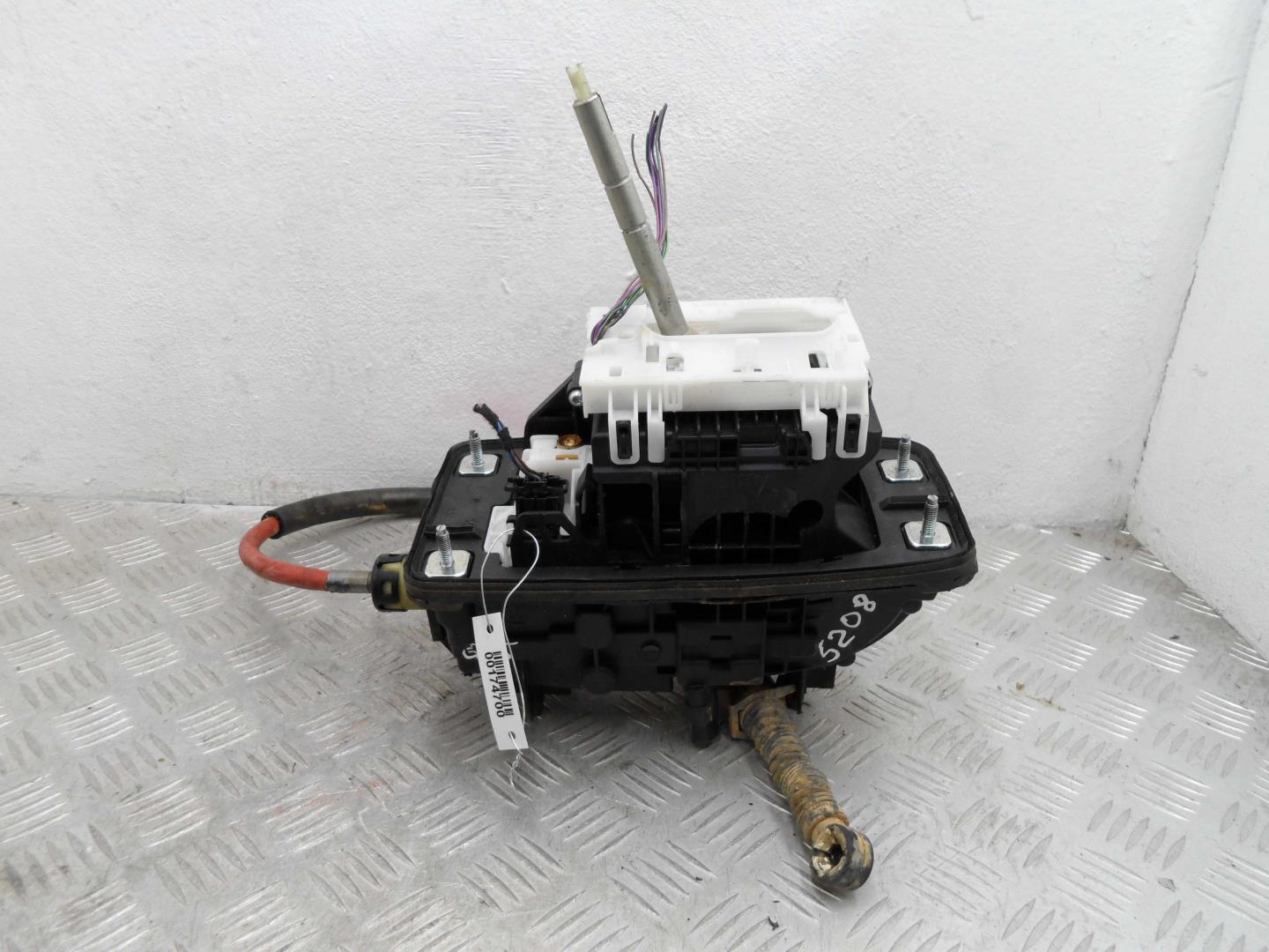 Кулиса МКПП / АКПП