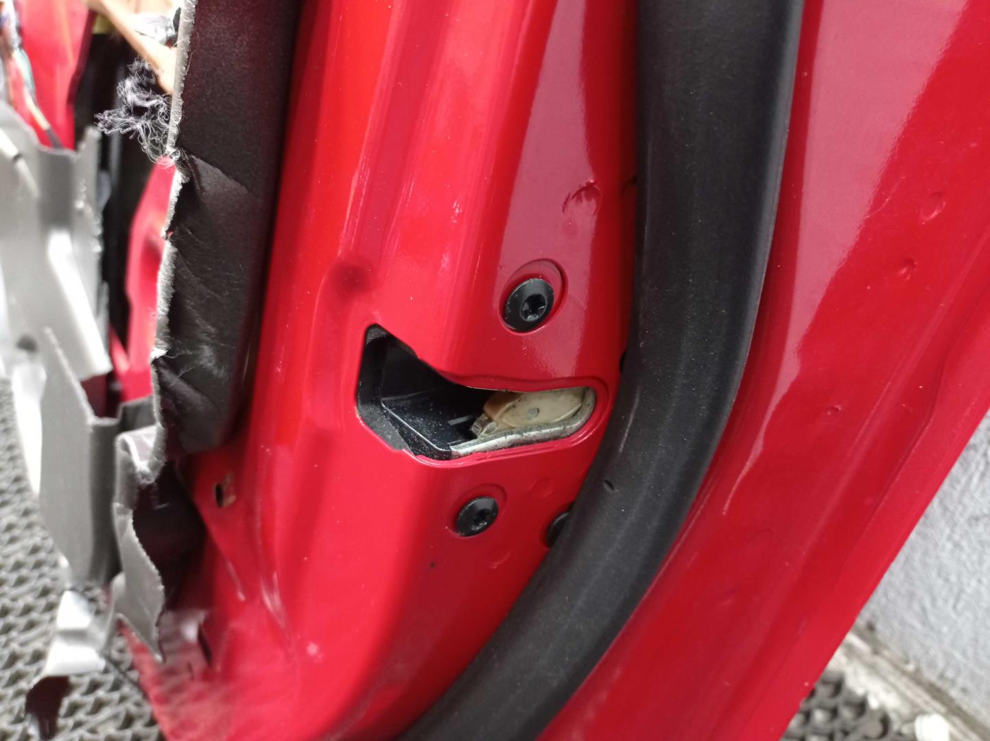 Дверь передняя правая