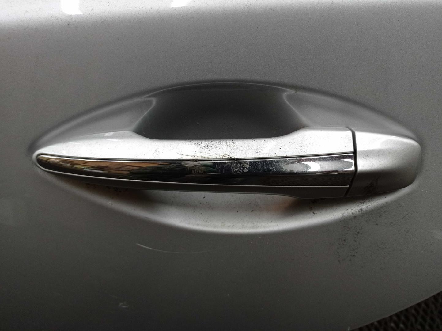 Замок двери задней левой