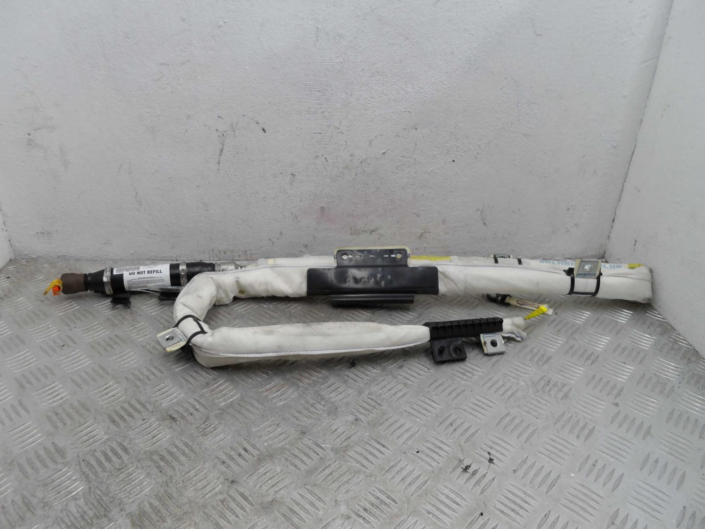 Подушка безопасности боковая (шторка)