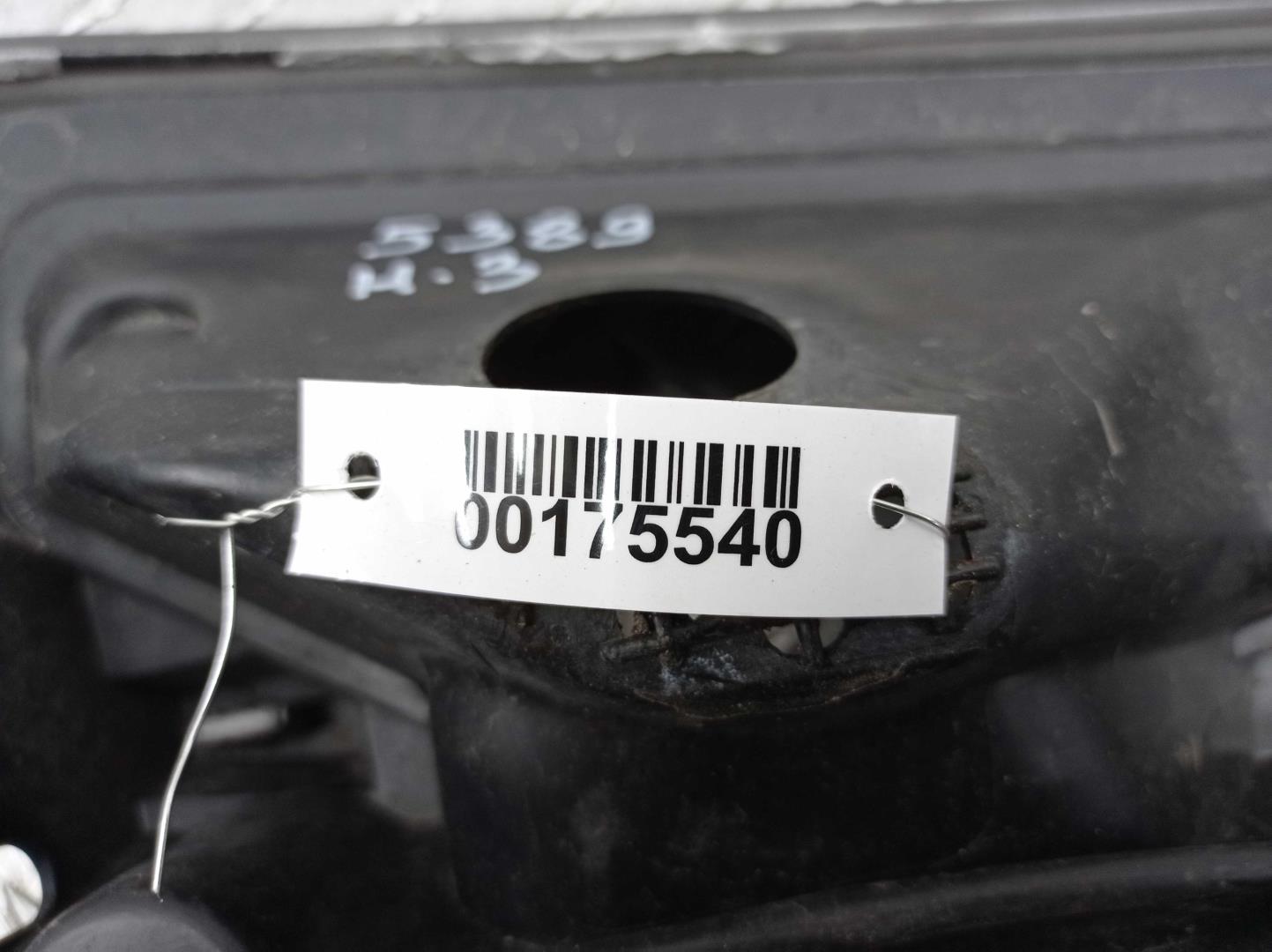 Решетка стеклоочистителей (Жабо)