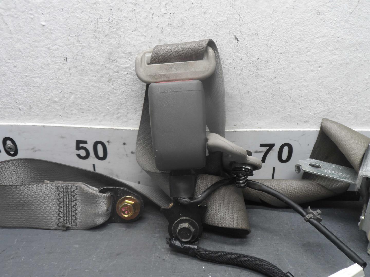 Ремень безопасности