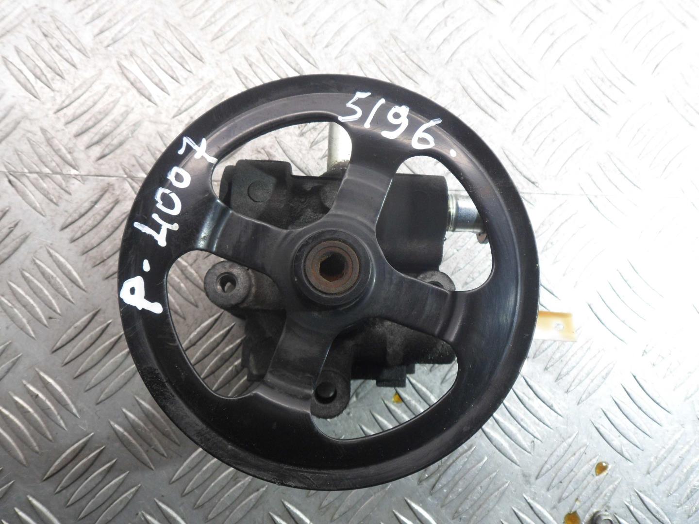 Насос ГУР (гидроусилитель руля)