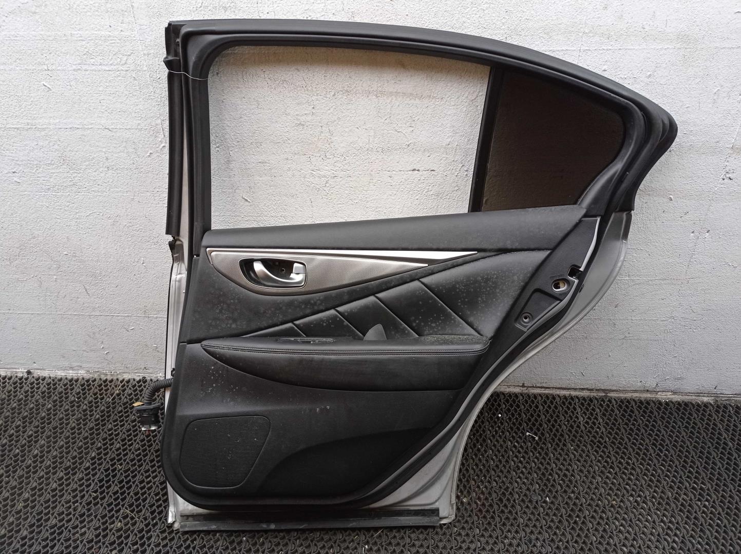 Замок двери задней правой