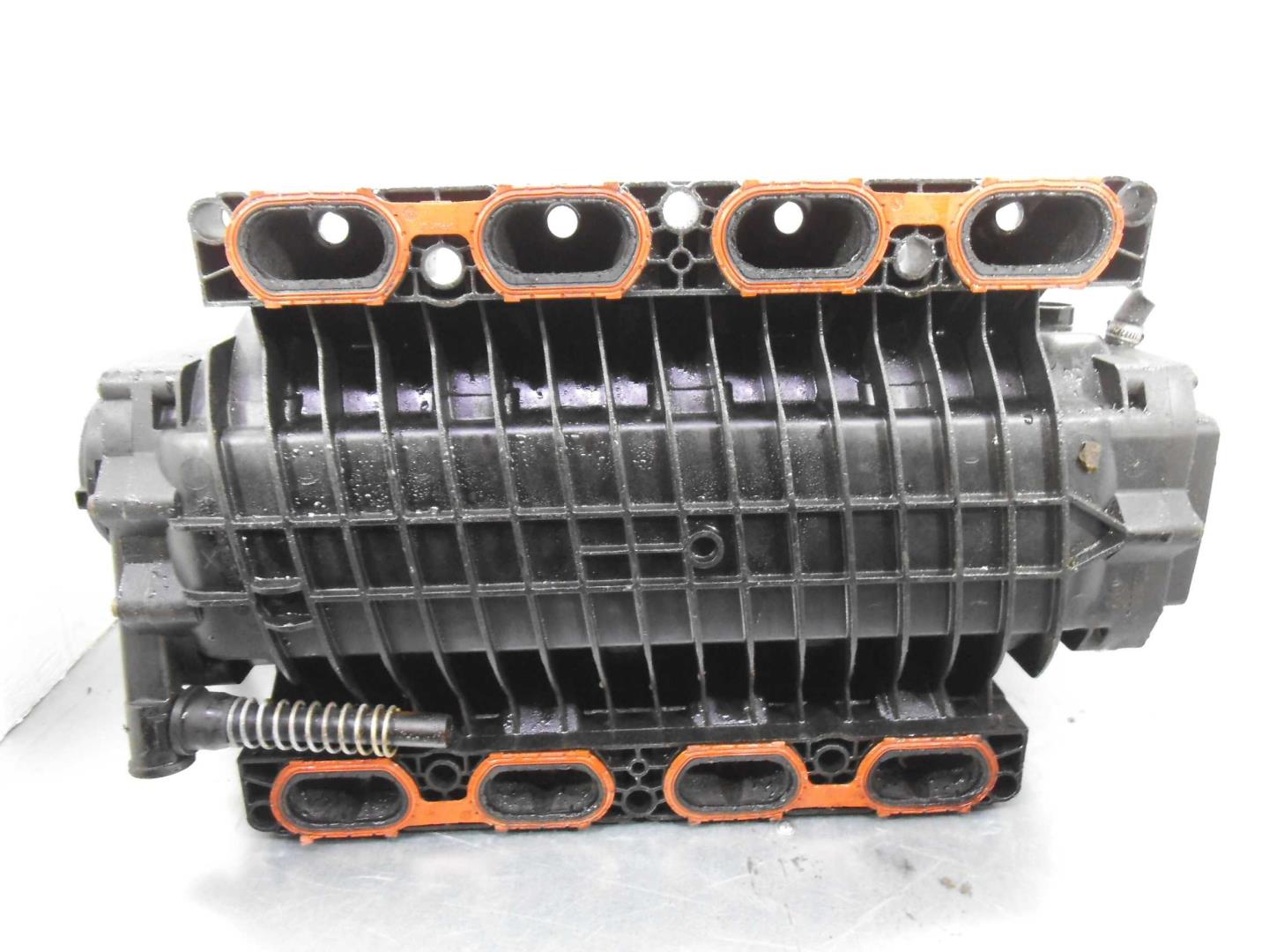 Коллектор впускной