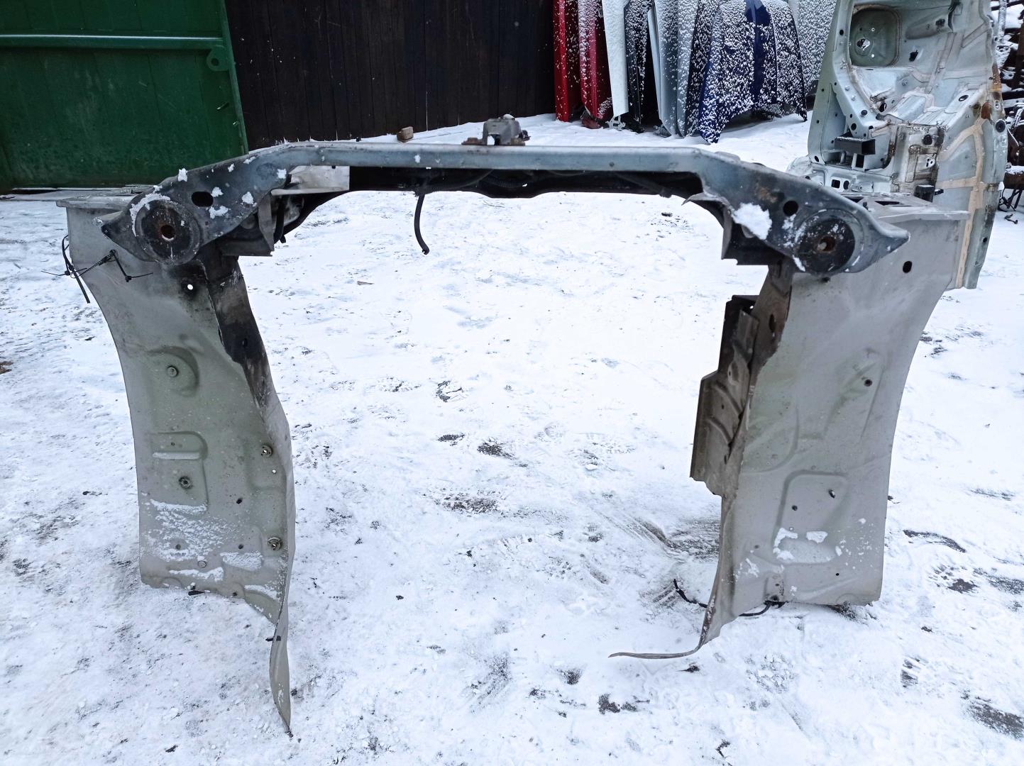 Кузовной элемент