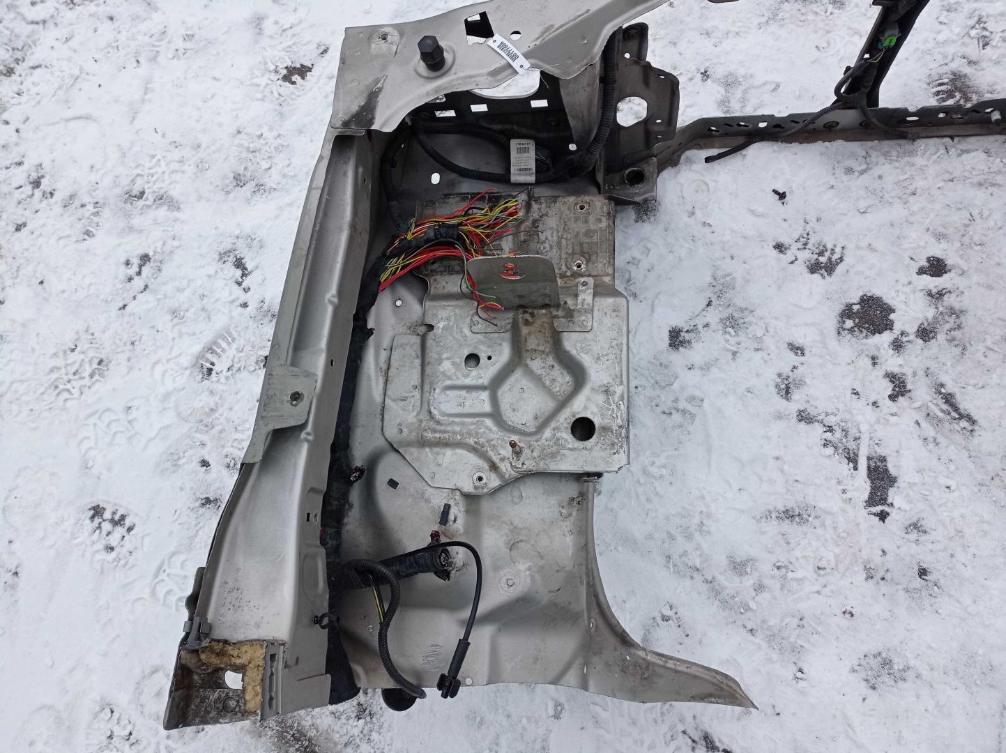 Кузовной элемент